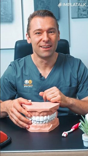 Brush your teeth properly – the Stillman technique in just 60 seconds! No exposed tooth necks!