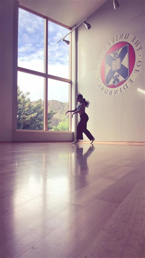 Been obsessed with this new Paris Cav choreography so had to give it a try🫡