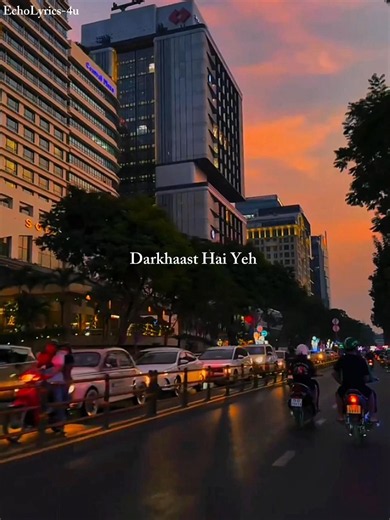 Tu Meri Baahon Mein Duniya Bhula De 💗 Darkhaast Aesthetic Lyrics #shorts #song #lyrics