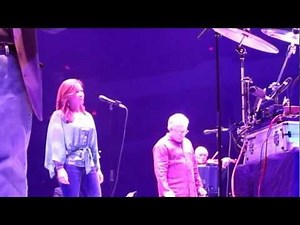 George Strait, Ace in the Hole Band during "Drinking Man"
