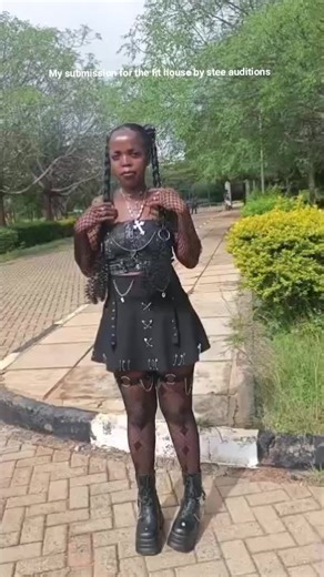 Creating a Stunning Gothic Outfit