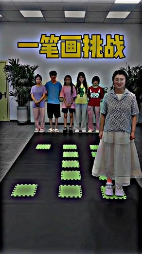 One-stroke drawing challenge, haha! 😂