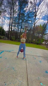 38K views · 290 reactions | Popping confetti because it’s FriYAY 拾拾 #Basketball #Fun #Entertainment #Satisfying #Sound #Sports #Highlights #MarchMadness #NBA #POP  | Welcome to Mellyland | Facebook
