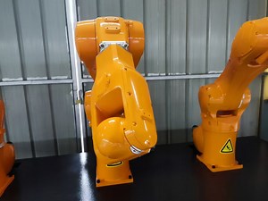 [Hot Item] 6-Axis Robotic Arm Is Used for Sorting in The Food Packaging Industry