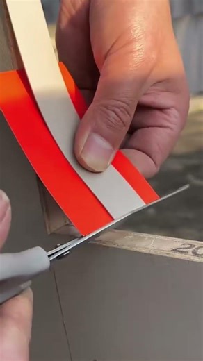 Cutting carpet to fit precisely inside window frame #shorts #installation #maintenance