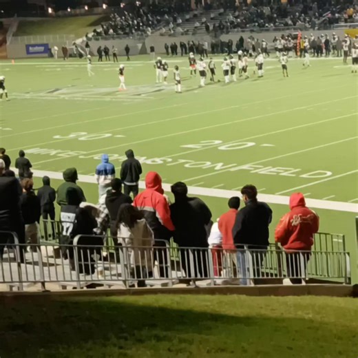 Randle defeats Iowa Colony 45-35 to advance to semifinal game. Williams-Callis runs it in for go-ahead TD. | Fort Bend Herald