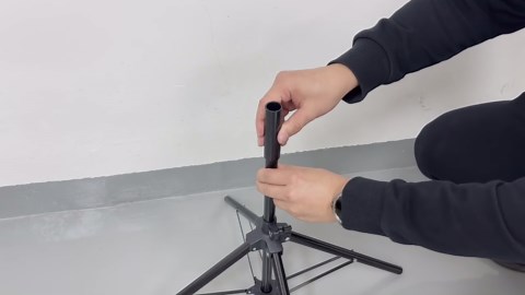 GAINVANE Portable Projector Screen with Stand,100 Inch 16:9 HD 4K Indoor Outdoor Projection Movie Screen