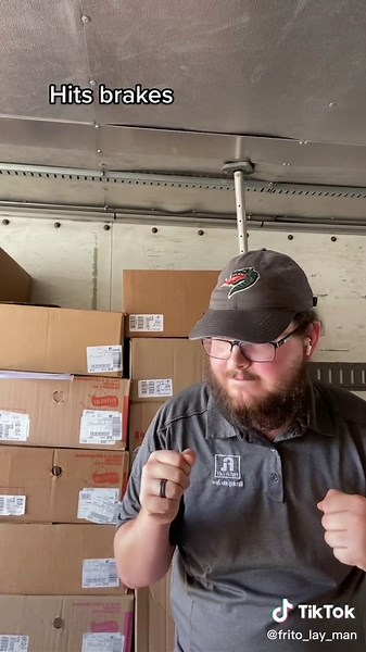 Always remember to secure your handtrucks, friends. #fyp #foryoupage #fritolay #vendortok #comedy