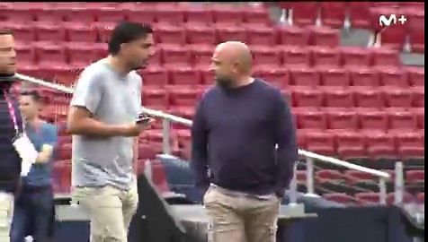 Si sigue en su cargo es por cosas como esta, es lo que gusta a su afición. Han hecho 5 puntos en toda la segunda vuelta.