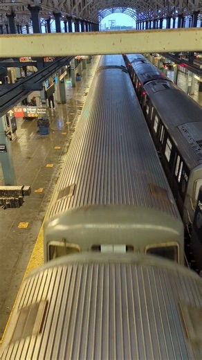#nyct R68 Q train leaving Coney Island