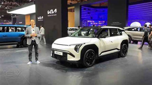 Check out the AMAZING new Kia EV3 compact crossover