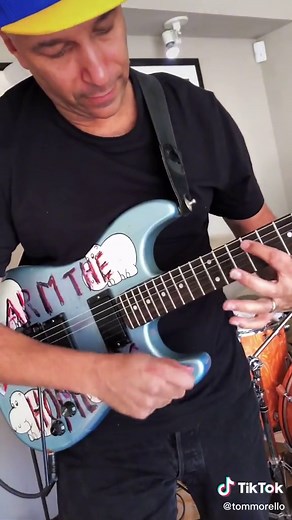 Tom Morello Whammy Pedal Guitar Solo Tutorial