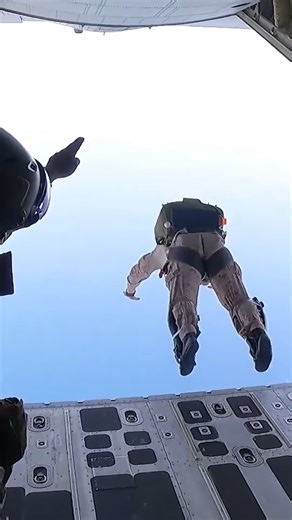 5.2K views · 78 reactions | From 25,000 feet to the ocean below —...