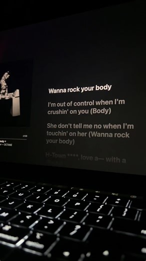 when i’m crushin’ on ya 💋 #body #dontoliver #lyrics #lipsync | song with lyrics