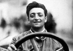 ▷ Biografía de Enzo Ferrari - ¡COMPLETA Y RESUMIDA!