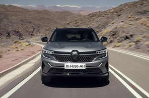 Renault hits 770,000 vehicle sales in 2023 driven by C-segment push