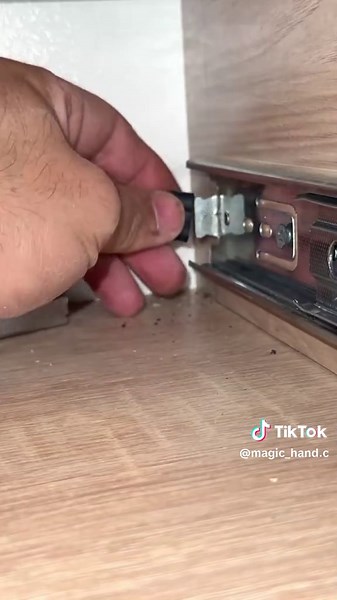 How to easily rrpair a cabinet drawer yourself #diy #tipsandtricks #lifehacks #creative