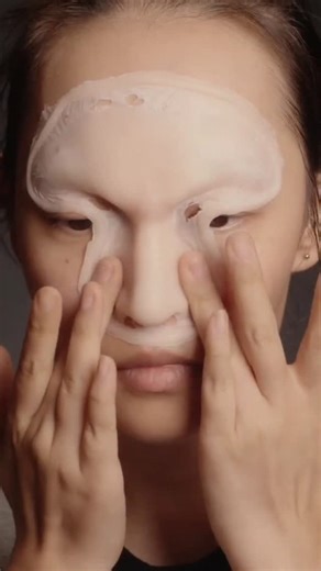 Artistuniversity 🔴 | Transformations that leave you speechless! This incredibly talented artist takes makeup & prosthetics to a whole new level — completely... | Instagram