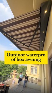 【Full box design】- It adopts full box structure design, full box curved arm design, remote control one-piece opening and closing, equipped with LED lighting system, giving you a full sense of color and fragrance. It is folded like a box, which does not take up any space at all, provides sun protection and rain protection, is not illegal, and has no roof, so you can use it with peace of mind. 【Standard】- It adopts high-strength aviation aluminum alloy bracket design, which is stable and not easy 