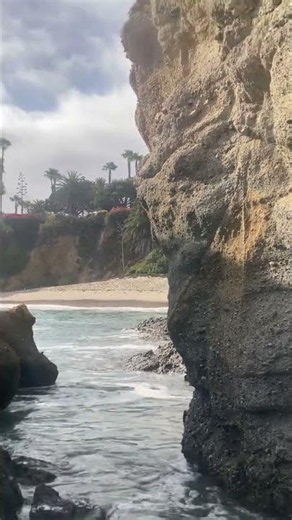 Treasure Island Beach at Laguna Beach California #lagunabeach #treasureisland #shorts