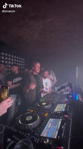 Exploring the Williamson Tunnels in Liverpool with Max Dean