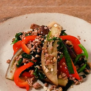 ナスと豚肉のタイ風炒め 作り方・レシピ | クラシル