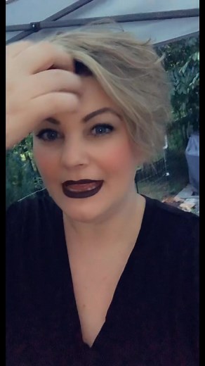 Stylish Pixie Haircut Ideas for Plus Size Women