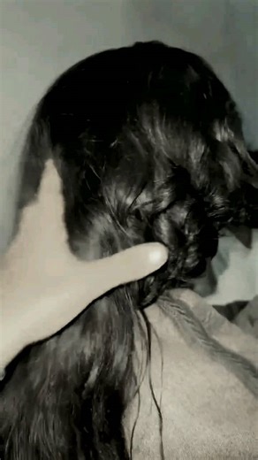 ‎فانز الاسمر 😌👋🏻‎ | ‎.تعااال يسمر العب بشعري 😭💔😂 #اكسبلور_اليمن_صنعاء_الاسمر . . . . .. . . . . .. █▓▒F░O░L░L░O░W▒▓█ ┊┊┊▕▔╲▂▂▂╱▔▏ ╭━━╮╭┈╮ ╭┈╮╭━━╮...‎ | Instagram