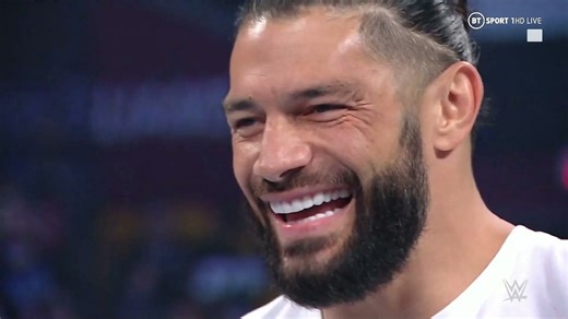 Watch: Roman Reigns breaks character in hilarious interaction with a 2-year-old fan at WWE event