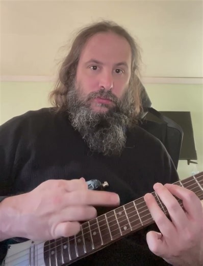 Blues Scale Tapping Drill (Index & Middle Fingers)