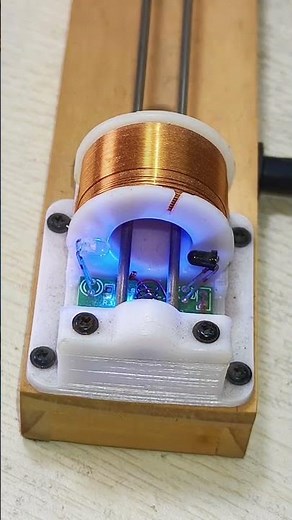 Magnetic interactive creative handcraft