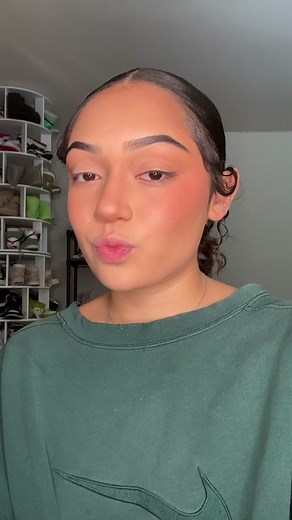 PART TWO!! finished look🩷 i hooe you guys enjoyed this tutorial! lmk if you have any questions :) none of this video is sponsored i just really love these products #makeuptutorial #makeup #glam #streamys #fyp