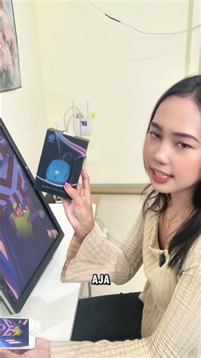 Playing games from your phone screen to your monitor? Absolutely! ⚡