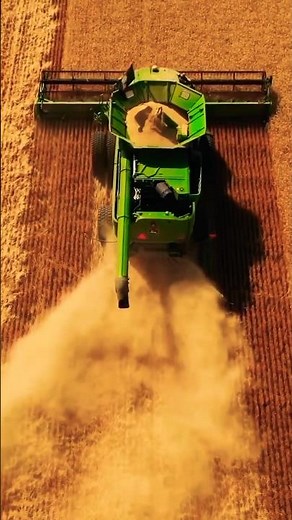 Wheat_harvest_in_the_Palouse_🌾_@John_Deere_@University_ofIdaho_@Milo_Heitstuman_#farming#moscowidaho