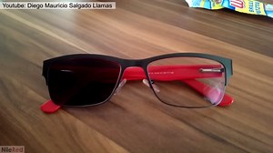 Making color changing plastic