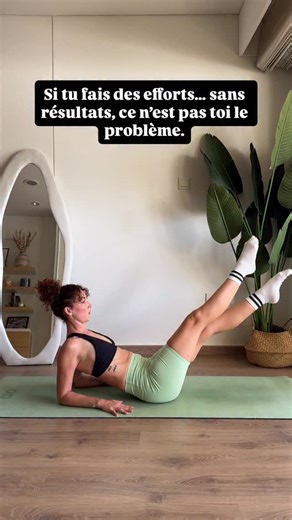 CoreFlow Studio • Yoga et Pilates à la maison on Instagram: "Tu rêves d’un ventre plus plat mais tu ne sais plus quoi croire entre tous les conseils qui circulent ? 🤯 ➡️ Spoiler : les crunchs ne sont pas la solution… et peuvent même être contre-productifs ! Dans mon eBook offert, je t’explique pas à pas : ✨ Les erreurs les plus fréquentes qui empêchent ton ventre de s’aplatir ✨ Les bases indispensables pour protéger ton périnée et ton dos ✨ Les exercices efficaces à intégrer à ta routine (et ce