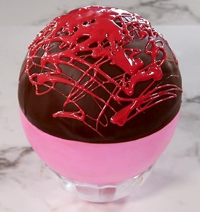 12 shares · 4 comments | How to make a chocolate dome shell to reveal the dessert inside! An epic idea! Thank you so much for sharing! | Jan D'Atri | Facebook