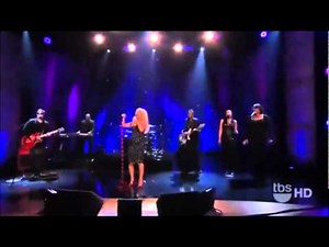Christina Aguilera - Burlesque live vocals