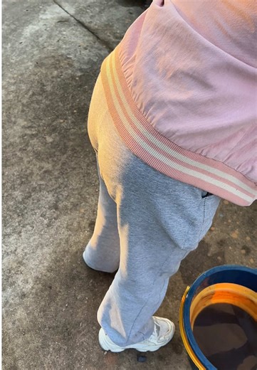 Started washing with a towel, then tried this portable power washer — drop it in water, powerful long spray, adjustable pressure and modes, connect soap for insane foam, so good I almost cried. No wonder it’s selling like crazy on TikTok Shop with no free gifts. Use it like this. #pressurewasher #cordlesspressurewasher #CarOwners #tiktokshop #fyp