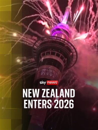Auckland's New Year Fireworks at Sky Tower