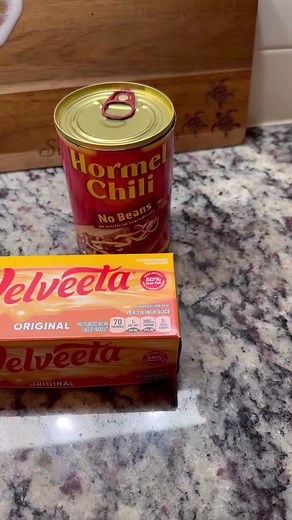 Delicious Velveeta Chili Cheese Dip Recipe