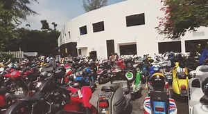 DGR 2017 PENANG, Malaysia The Distinguished Gentleman's Ride 2017 scene at Penang,Malaysia.Distinguished Gentleman Ride 2017 is today.Lets ride and donate for prostate cancer and men's mental health supporting Movember Foundation Australia Lets gather Classic & vintage style motorcycles and unite.Your support will be gratitude and a donation will realy helps the unfortunate one.Lets make this event a successful one. Video credit: @jasmonlim #distinguishedgentlemanride2017 #dgr2017 #d12garage #ri