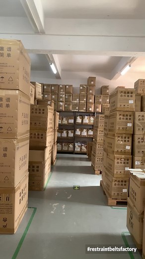 We are the restraint belt manufacturer you are looking for!👀 #restraintstrap#restraint#restrain#restraints#wheelchairsafety#physicaltherapy#restraintchair#hospital#patient#nurse#locked#fixieren#MentalHealth#mentalhealthmatters#mentalillness#bandage#oem#odm#manurfacturer#factory#ship#package