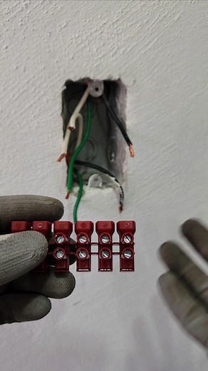 Uso de Regleta o Bornera en Acometidas Residenciales