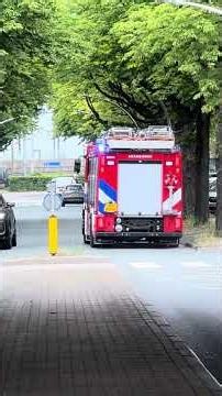 P1 🚒 18-7031 & 18-6951 met Spoed naar een Ongeval afhijsen in Hardinxveld-Giessendam!