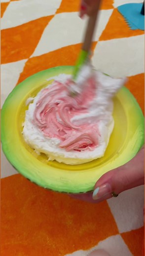 102K views · 1.9K reactions | DIY fake cake! This in San incredibly easy and enjoyable DIY project that all skill levels can do. I have a fascination with fake food and I’d love to work in prop food design someday #diy #homedecoration #diyhomedecor #diyproject #reels #tutorial | Tay BeepBoop | Facebook