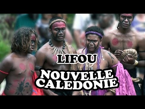 NOUVELLE CALEDONIE : Les Iles Loyauté - LIFOU (traditions)