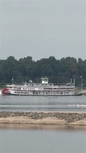 Steamboat NATCHEZ: Journey to America's River Roots Festival (Passing Greenville, MS)