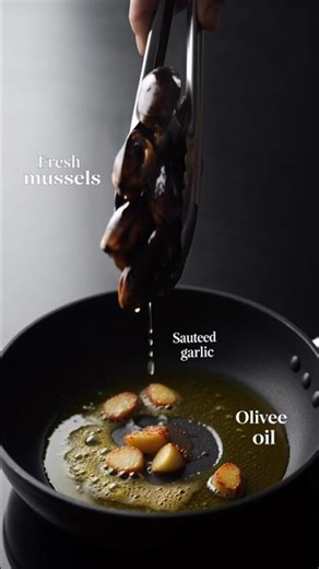Luxury Mussels Recipe | Gourmet Cooking at Home. #MusselsRecipe #SeafoodCooking #GourmetAtHome