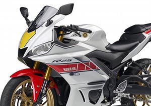 ヤマハが「YZF-R25」の2022年モデルを発売！ 240台限定のWGP参戦60周年記念車も登場、カラーバリエーションは合計4色 - webオートバイ
